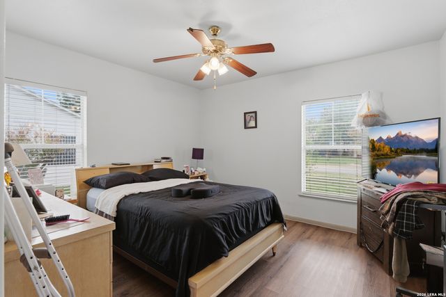 329 RAYBURN DR, San Antonio, TX 78221