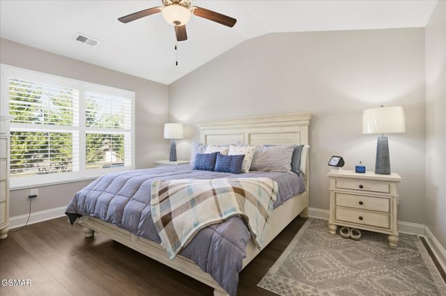 422 Larkspur Way, Sevierville, TN 37862