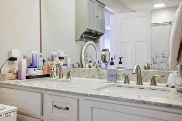 422 Larkspur Way, Sevierville, TN 37862