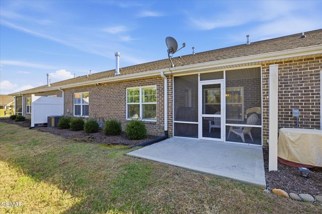 422 Larkspur Way, Sevierville, TN 37862