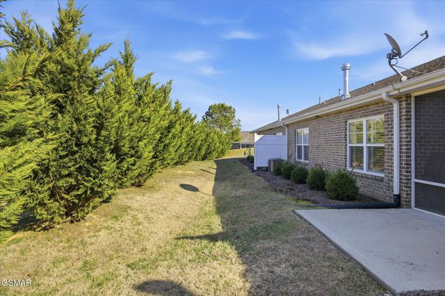 422 Larkspur Way, Sevierville, TN 37862