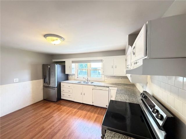 20 Lyman Avenue, Johnston, RI 02919