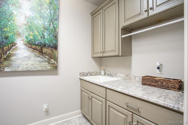1513 MANOR PARK Court, Montgomery, AL 36117