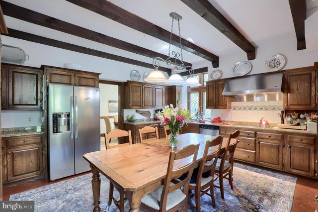 80 SCHOOL HOUSE RD, Lancaster, PA 17603