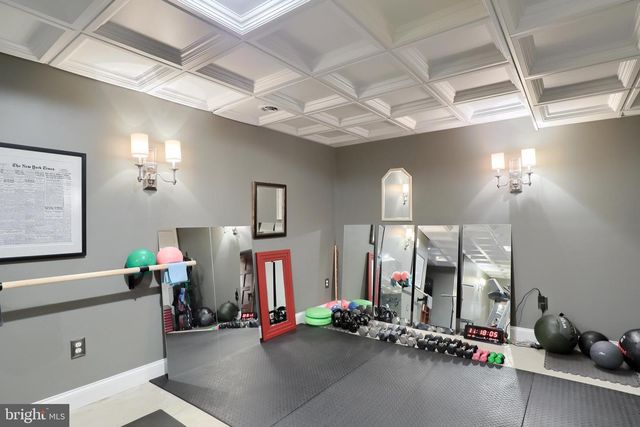 80 SCHOOL HOUSE RD, Lancaster, PA 17603