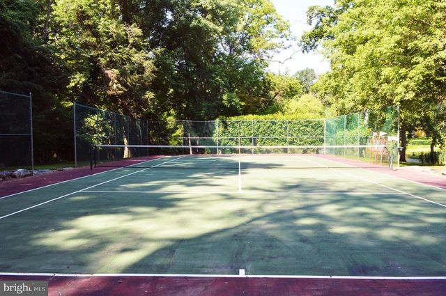 80 SCHOOL HOUSE RD, Lancaster, PA 17603