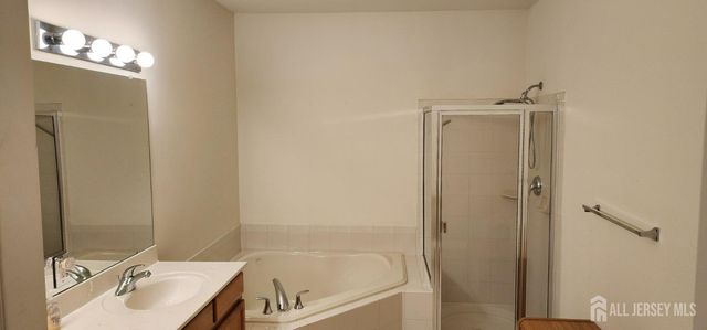 2207 Cedar Village Boulevard, East Brunswick, NJ 08816