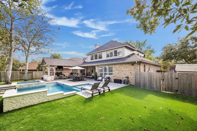 1414 Shady Valley Drive, Sugar Land, TX 77479