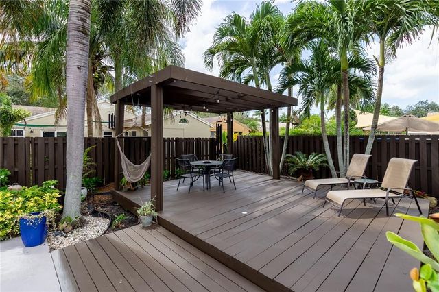 5231 SW 115th Avenue, Cooper City, FL 33330