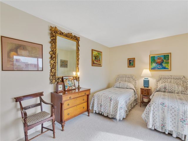 1880 Bay Road I319, Vero Beach, FL 32963