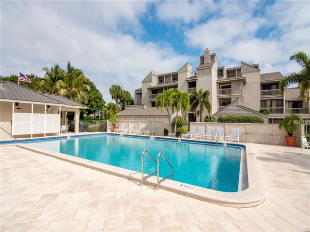 1880 Bay Road I319, Vero Beach, FL 32963