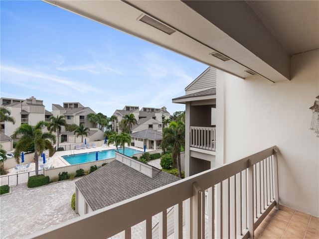 1880 Bay Road I319, Vero Beach, FL 32963