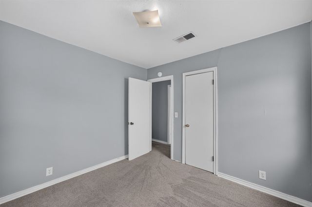4269 S Cumberland St, Wichita, KS 67216