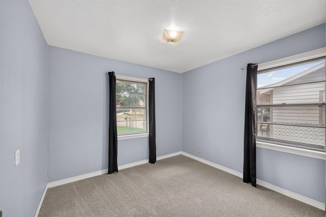 4269 S Cumberland St, Wichita, KS 67216