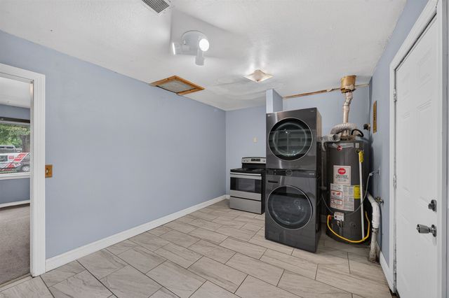 4269 S Cumberland St, Wichita, KS 67216