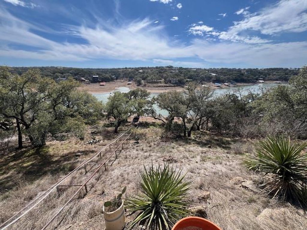 1001 Council ST, Burnet, TX 78611