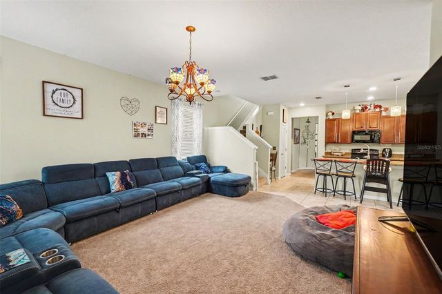 11334 VILLAS ON THE GREEN DR, Riverview, FL 33579