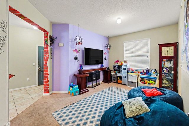 11334 VILLAS ON THE GREEN DR, Riverview, FL 33579