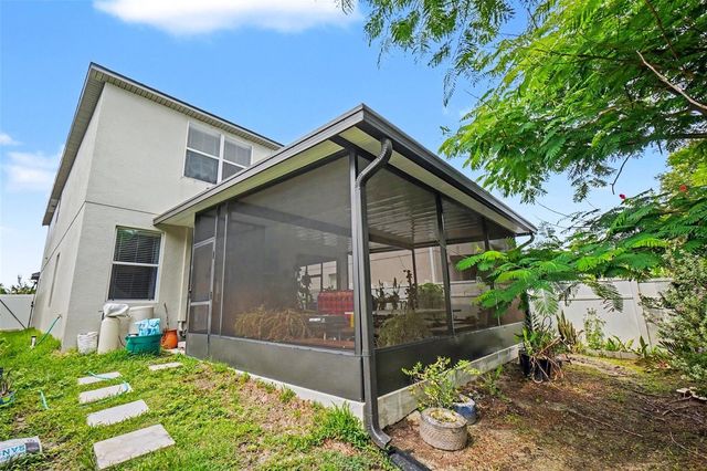 11334 VILLAS ON THE GREEN DR, Riverview, FL 33579