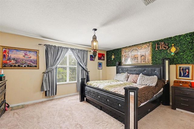 11334 VILLAS ON THE GREEN DR, Riverview, FL 33579