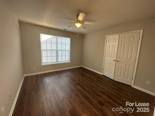 8712 Fieldcroft Drive, Charlotte, NC 28277