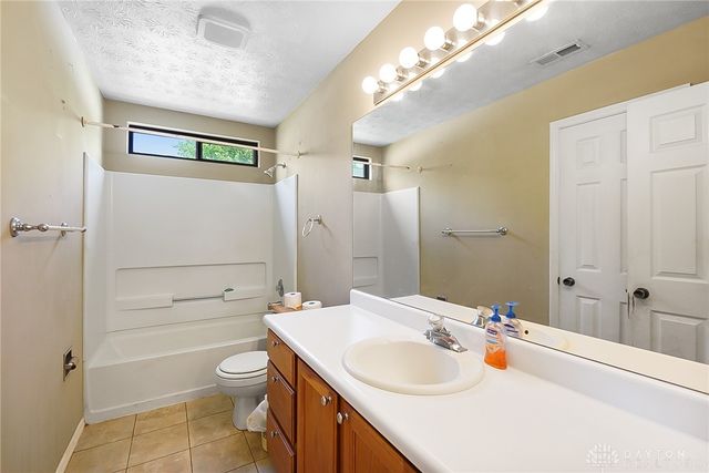 8910 Canary Court, Dayton, OH 45424