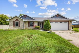 8910 Canary Court, Dayton, OH 45424