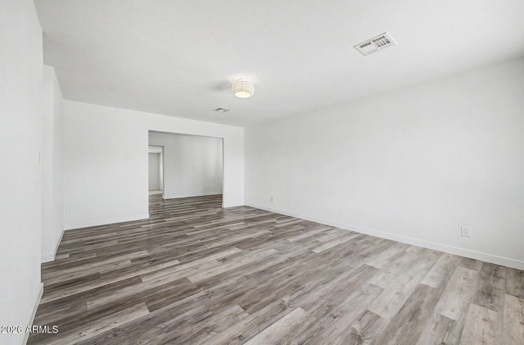 3030 N 64TH Drive, Phoenix, AZ 85033 — photo 2