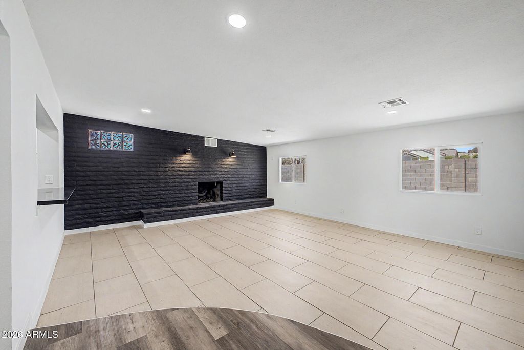 3030 N 64TH Drive, Phoenix, AZ 85033 — photo 5