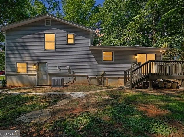1909 Suwanee Valley Road, Lawrenceville, GA 30043