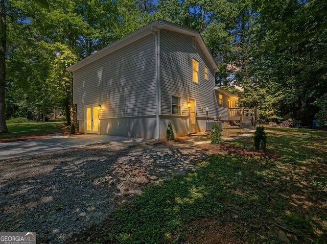 1909 Suwanee Valley Road, Lawrenceville, GA 30043