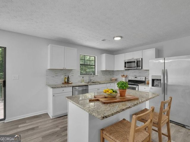 1909 Suwanee Valley Road, Lawrenceville, GA 30043