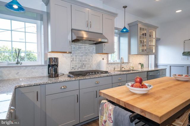 457 PENN AVE, Drexel Hill, PA 19026