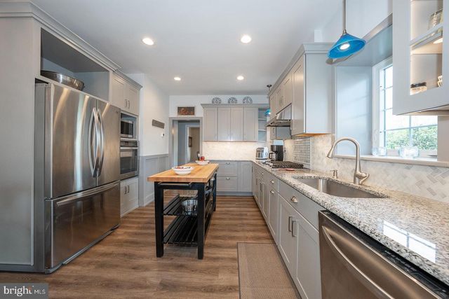 457 PENN AVE, Drexel Hill, PA 19026