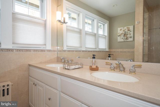457 PENN AVE, Drexel Hill, PA 19026