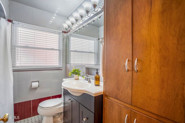 3003 Goddard Road, Toledo, OH 43606