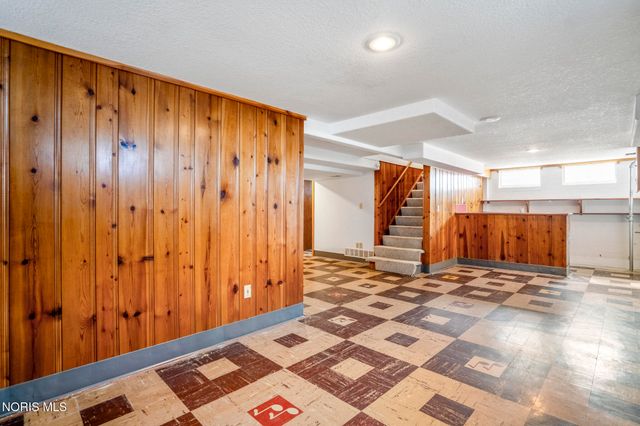 3003 Goddard Road, Toledo, OH 43606
