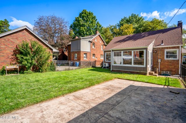 3003 Goddard Road, Toledo, OH 43606