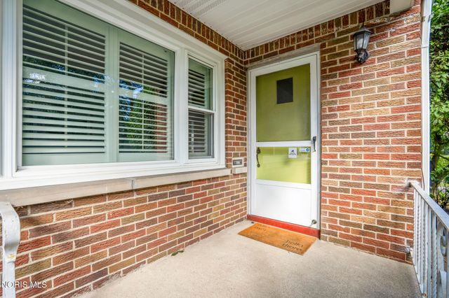 3003 Goddard Road, Toledo, OH 43606