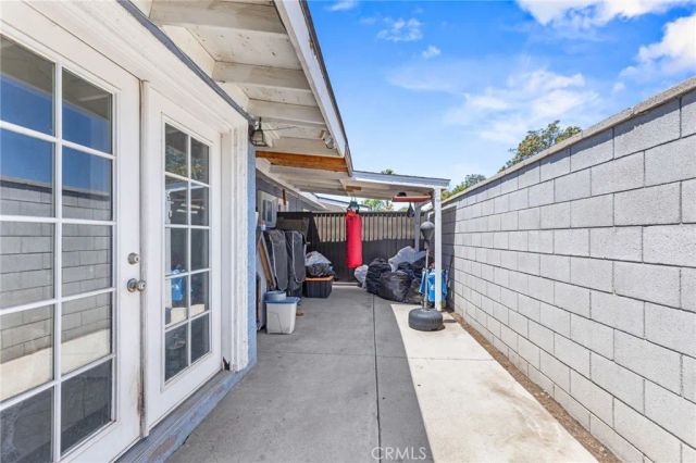 2402 W 1st, San Bernardino, CA 92407