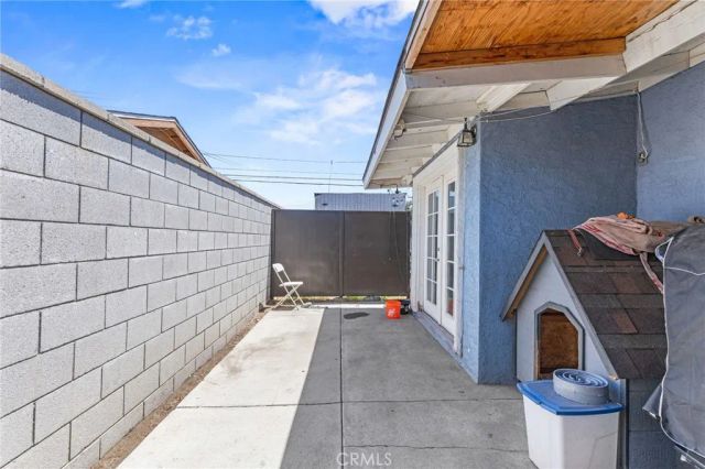 2402 W 1st, San Bernardino, CA 92407