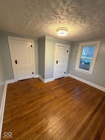 2239 W 28th Street, Anderson, IN 46016