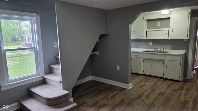2239 W 28th Street, Anderson, IN 46016