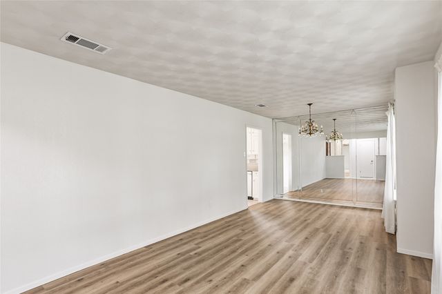 520 Circleview Drive N, Hurst, TX 76054