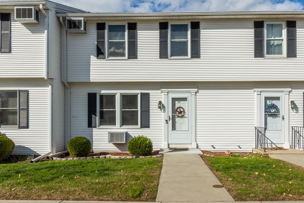 1 Maple Street 21, Ellington, CT 06029