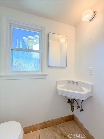 22137 Ybarra, Woodland Hills (los Angeles), CA 91364