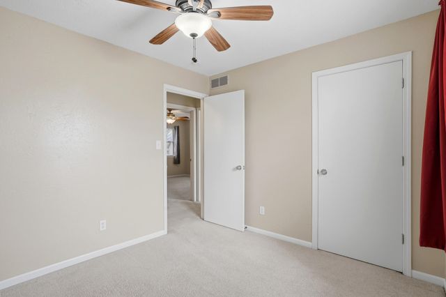 2004 WINCHESTER DR, Columbia, MO 65202