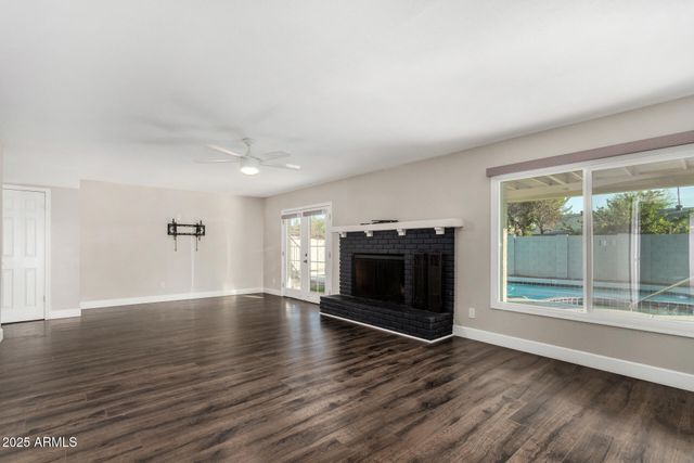 1717 E PEBBLE BEACH Drive, Tempe, AZ 85282