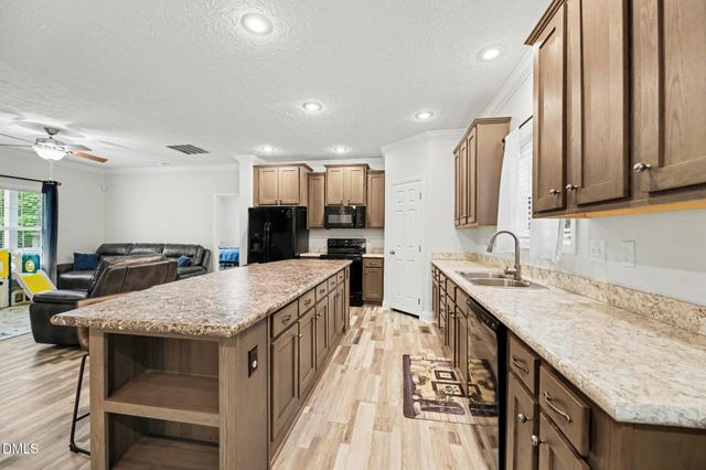 1835 Old Us Hwy 421 S, Siler City, NC 27344