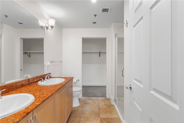 150 Las Vegas Boulevard 818, Las Vegas, NV 89101